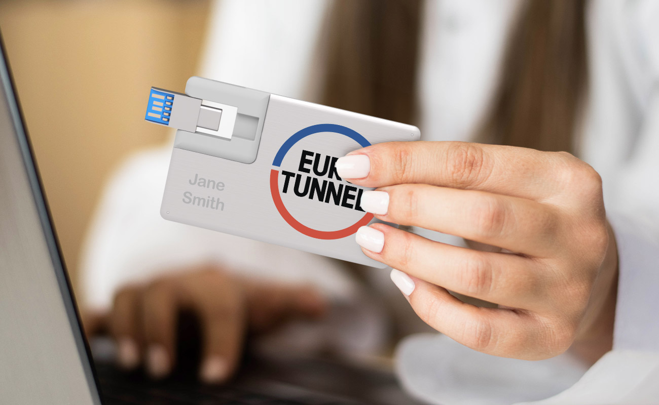 Alloy Duo - Carte USB Personnalisable gallery thumbnail