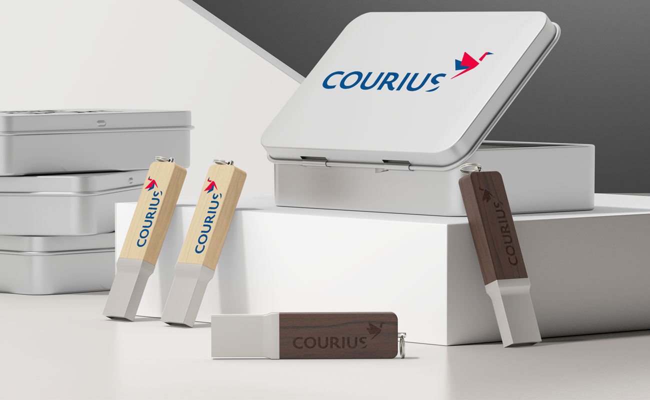 Carve - Clé USB Bois Gravé gallery thumbnail