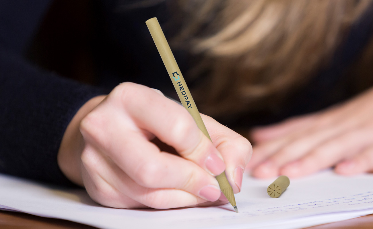 Earth - Stylos en carton recyclé avec logo gallery thumbnail